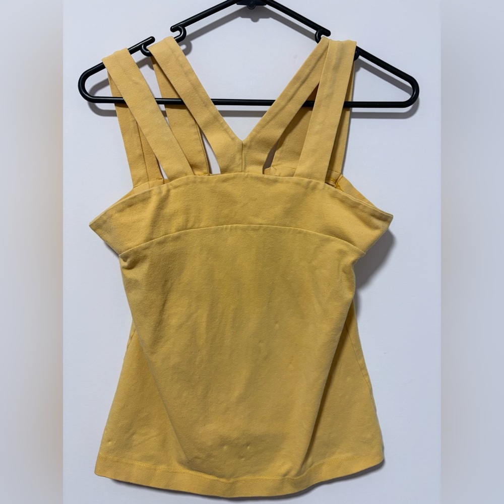 Yellow top